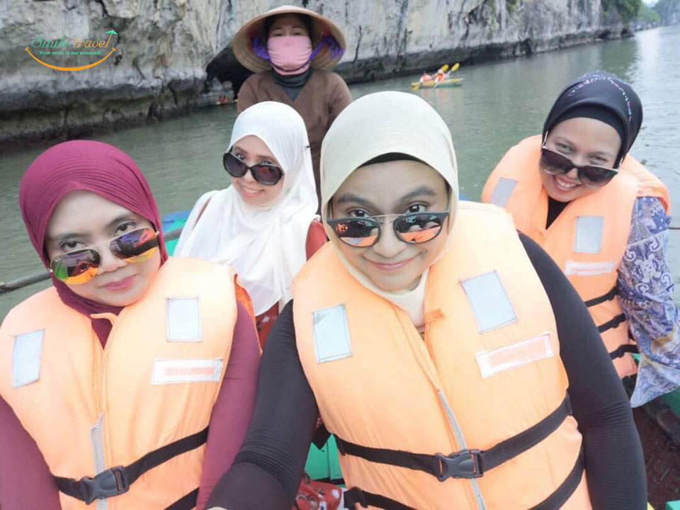 Muslim-hanoi-halong-ninh-binh-tour2