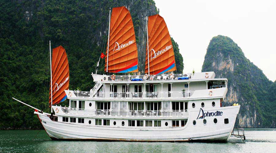 halong bay vietnam