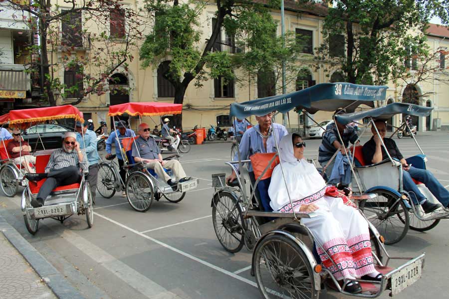 Hanoi Halong bay vietnam tour