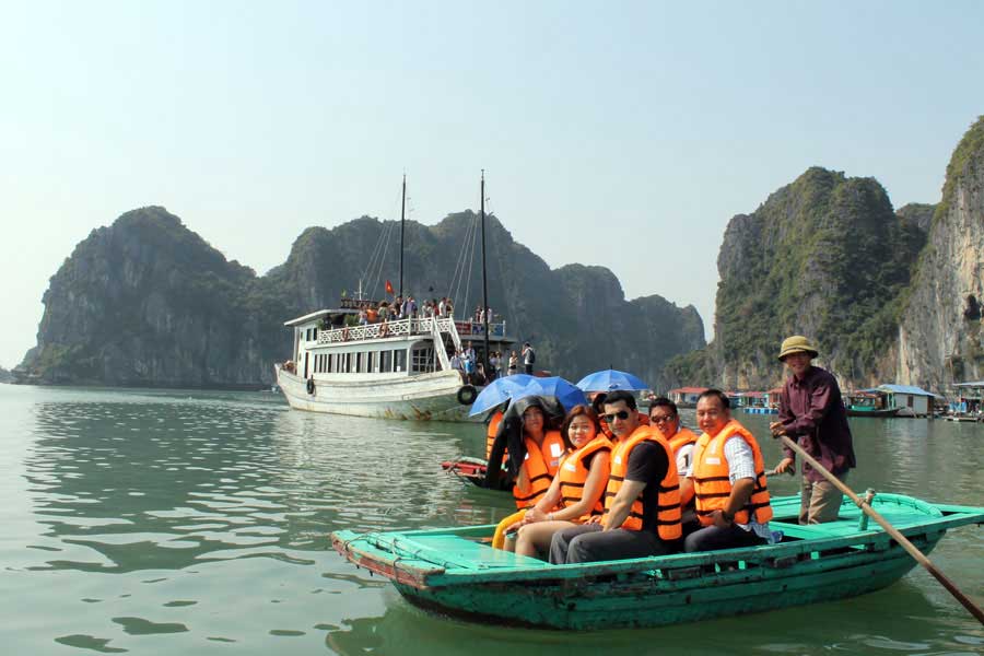 Halong bay vietnam tour