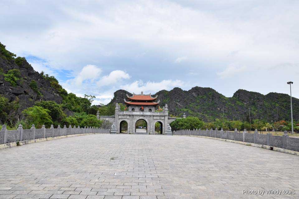 hoa lu tam coc tour (best selling tour 2017)