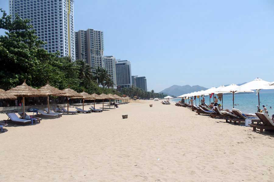 beach tour in vietnam