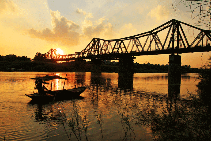 Hanoi city tour by motorbike/scooter