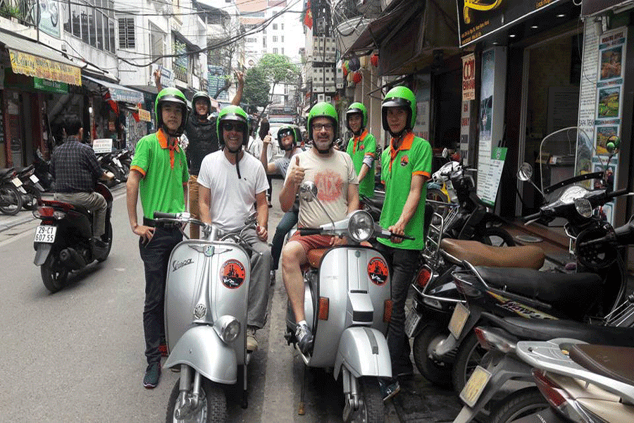 Hanoi city tour by motorbike/scooter
