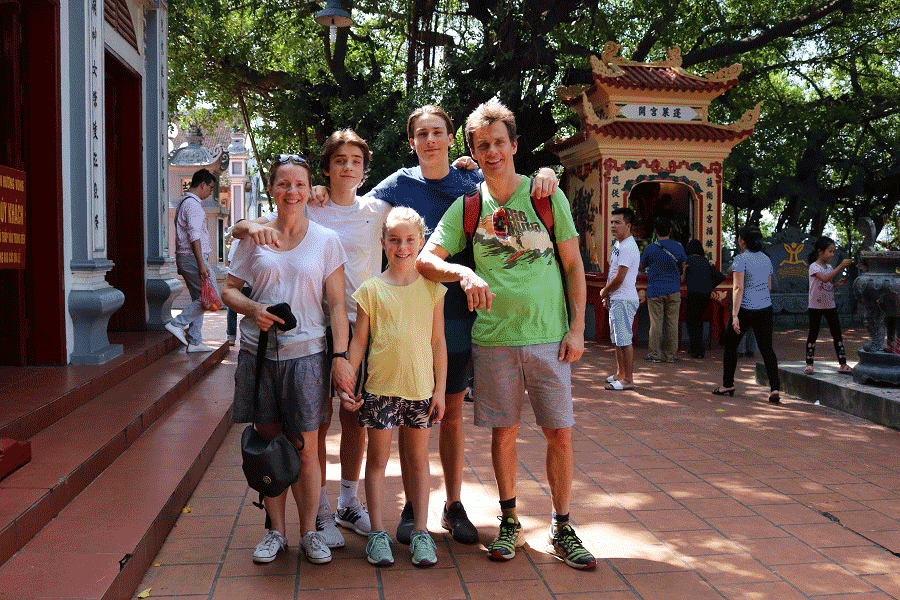 Hanoi city tour by motorbike/scooter