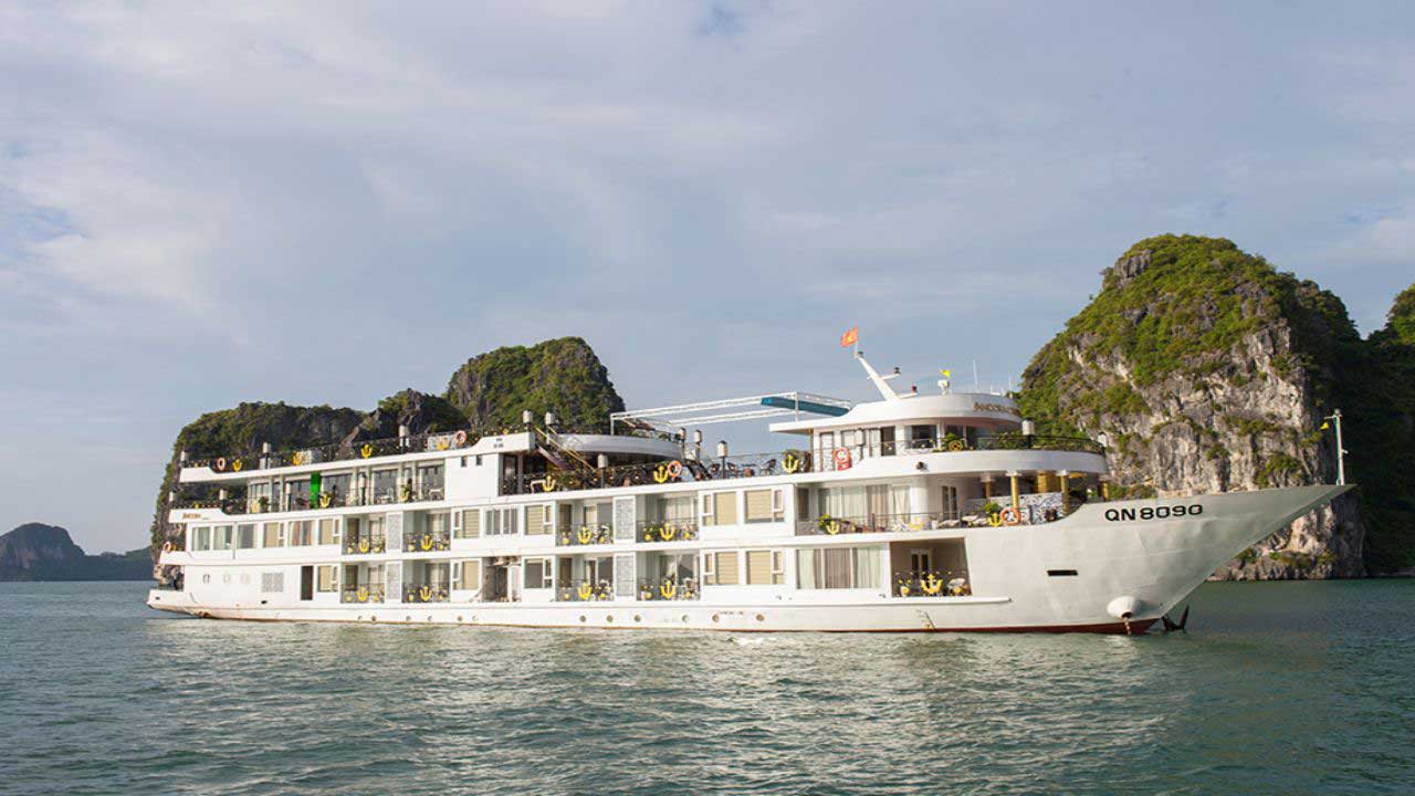 Du thuyền Ancora Cruise đem đến cho bạn một trải nghiệm vô cùng thú vị với hành trình Hà Nội – Bái Tử Long một cung đường còn khá mới . . 