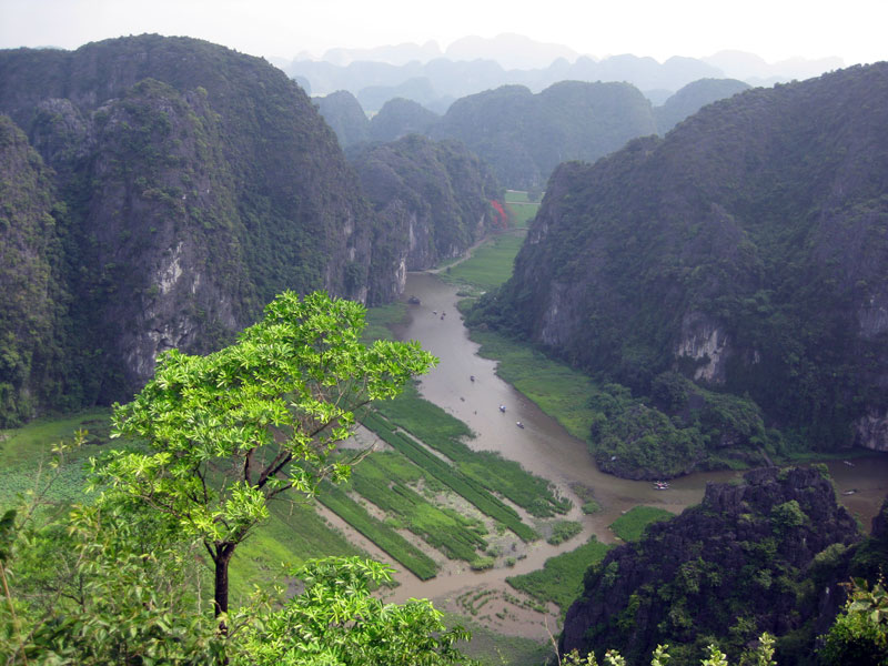 HOA LU ANCIENT CAPITAL-TRANG AN GROTTOS-BICH DONG PAGODA - MUA CAVE 02 DAYS 01 NIGHT (Daily Departure)