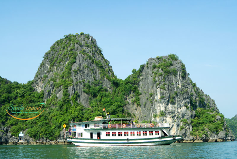 Cong Cruise- Halong Tour 1 Day Luxury- Unique Itinerary