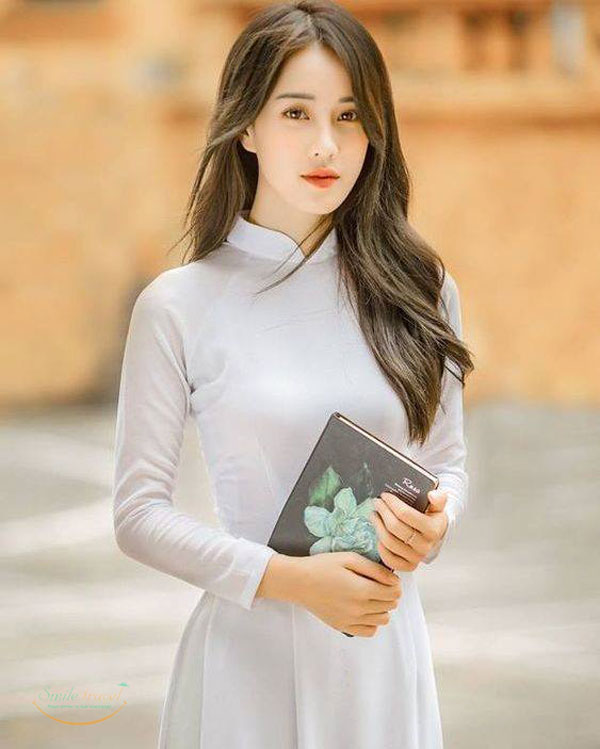 ao dai vietnam-s mile travel